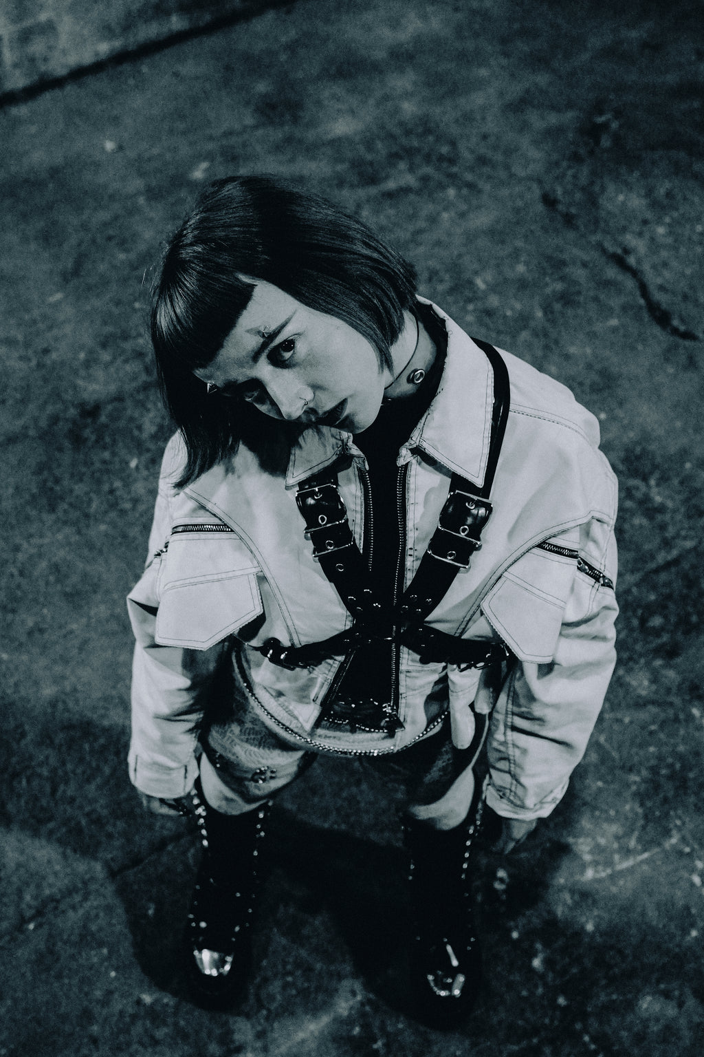 Harnais de poitrine X en latex unisexe