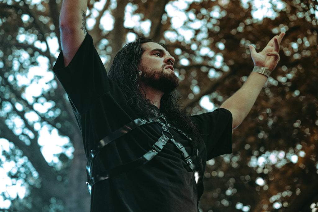 Harnais poitrine W en latex unisexe