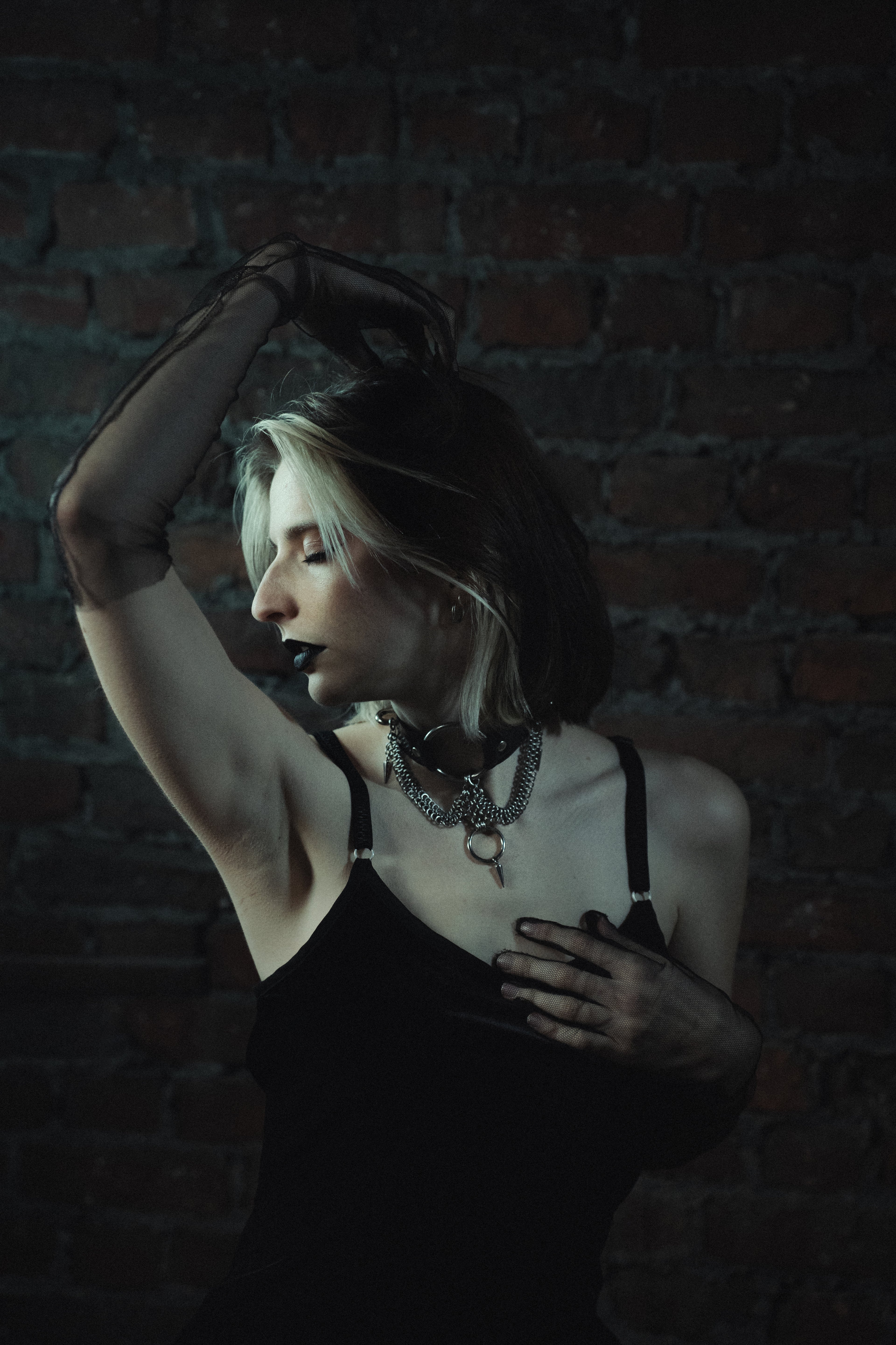 Choker collab TheCursedChains en latex unisexe