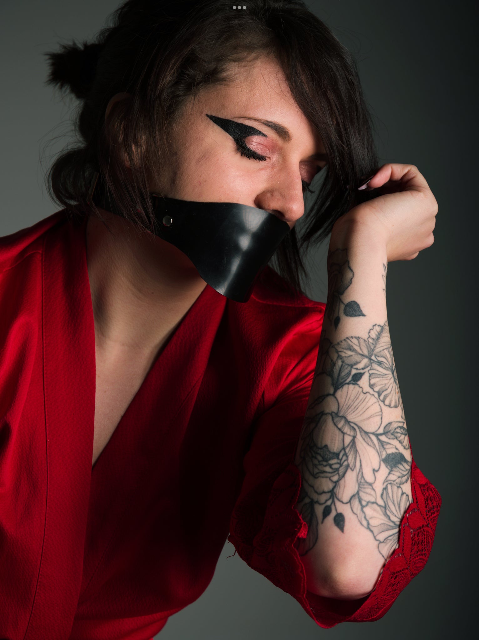 Bâillon bande en latex unisexe