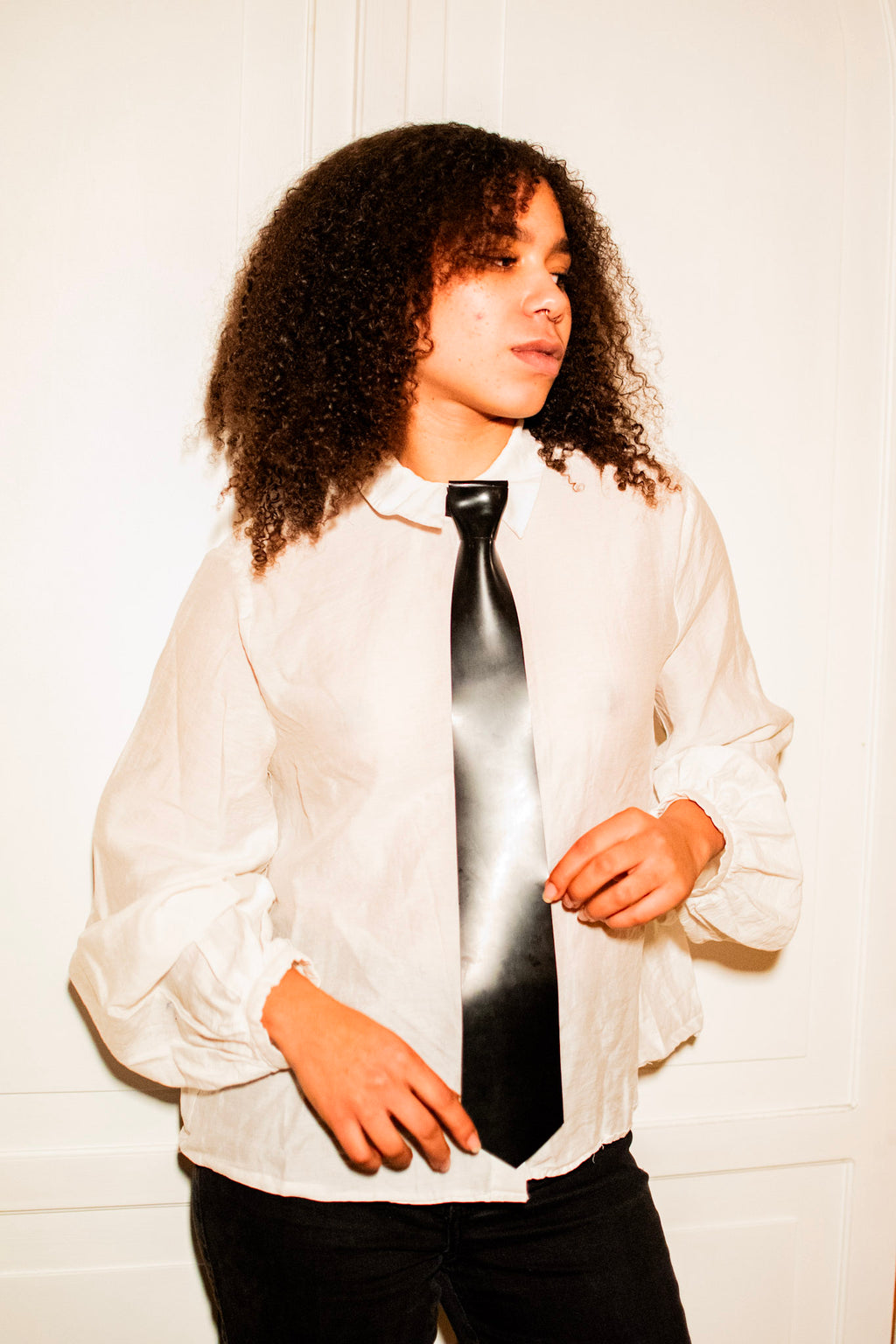 Cravate en latex unisexe