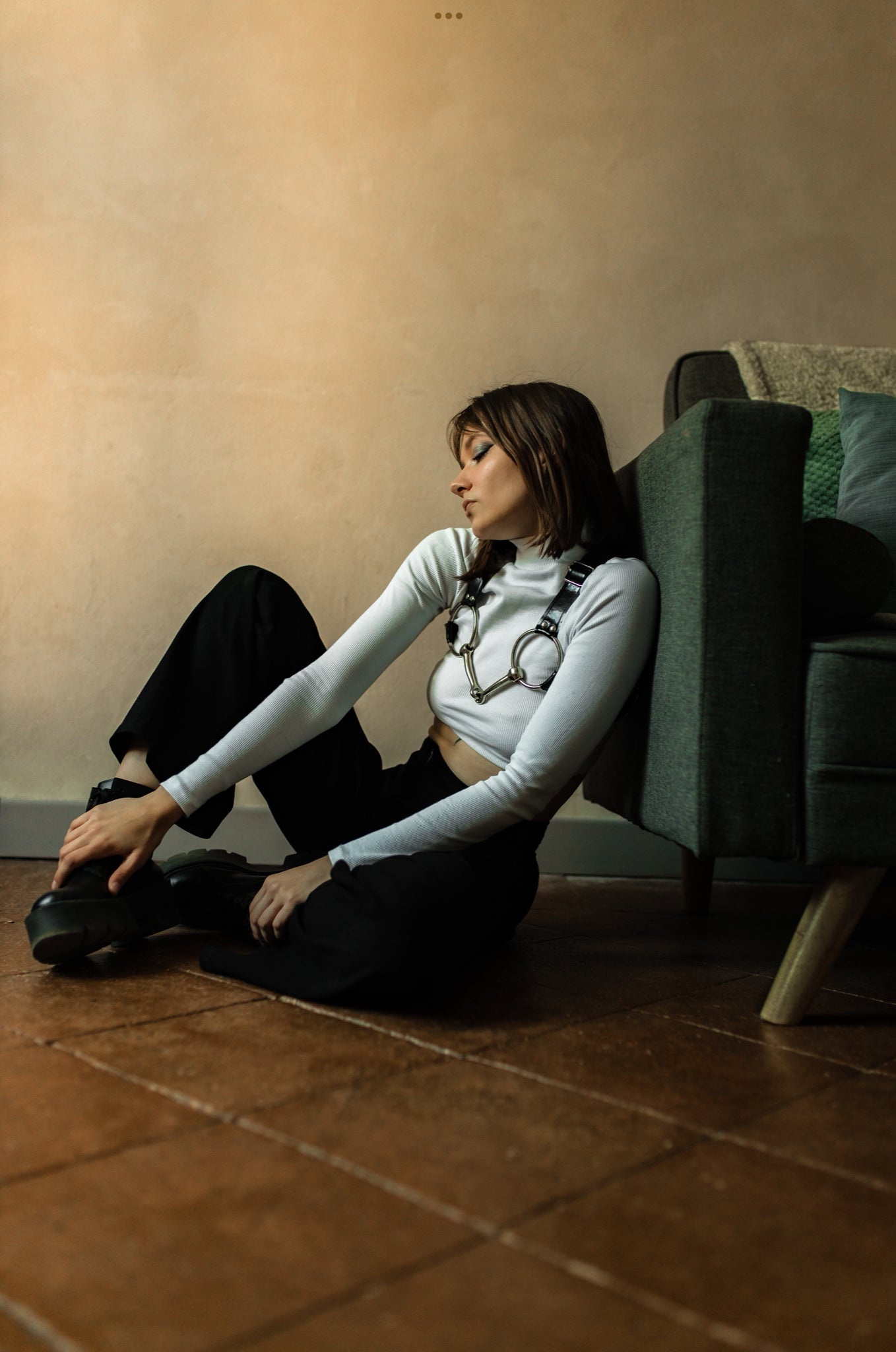 Harnais de poitrine Paula en latex unisexe