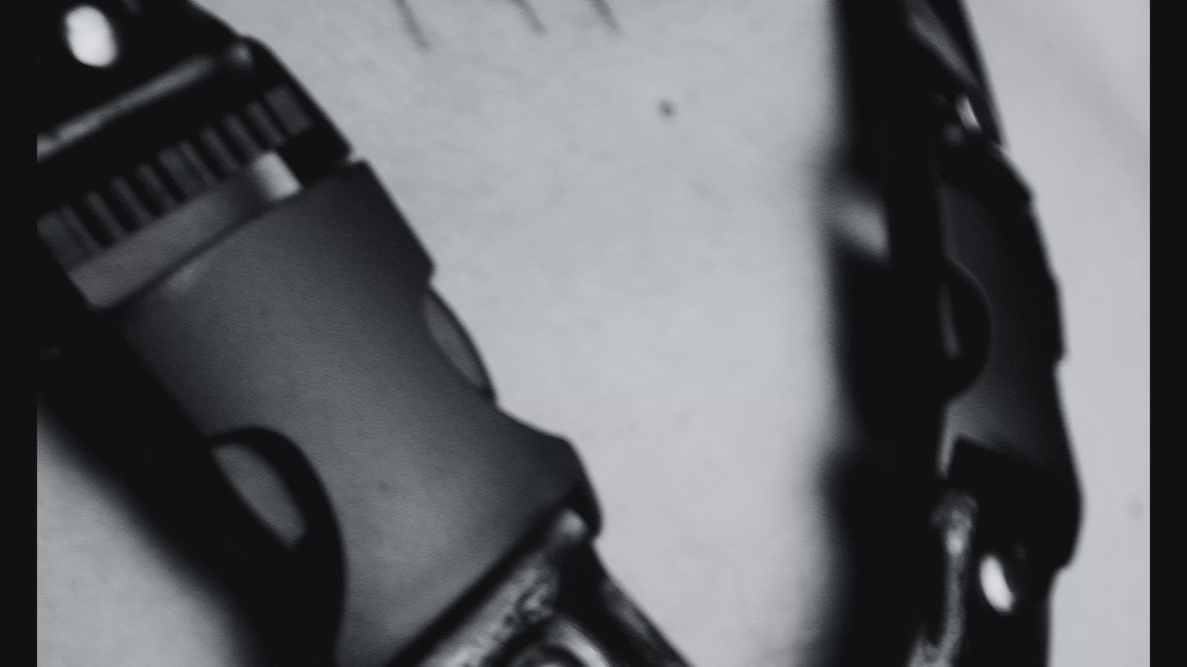 Harnais poitrine W en latex unisexe